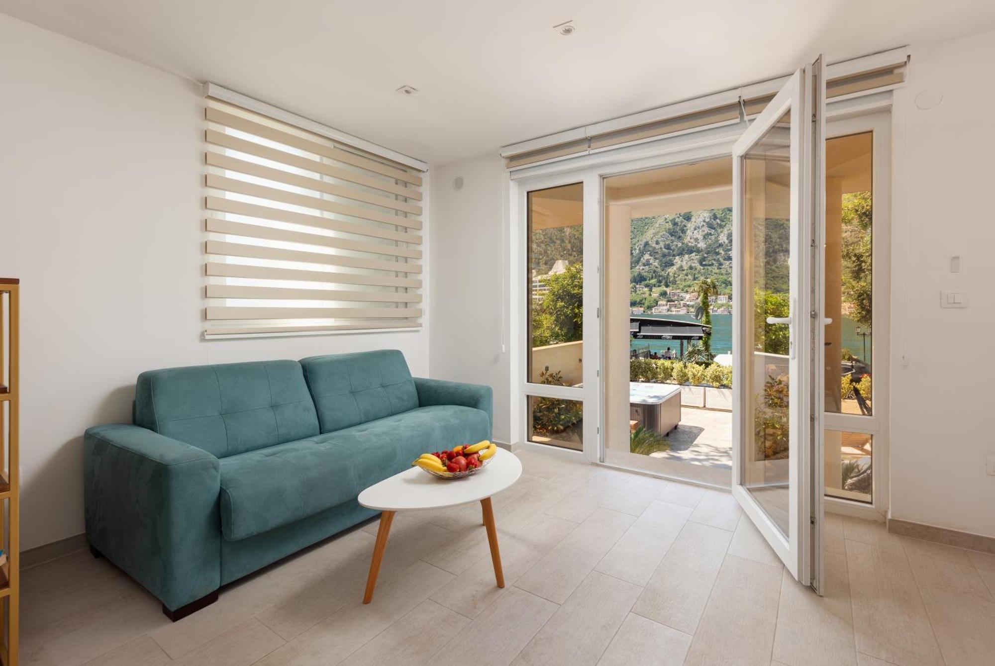 Ocea Studio Apartments Kotor Exterior foto